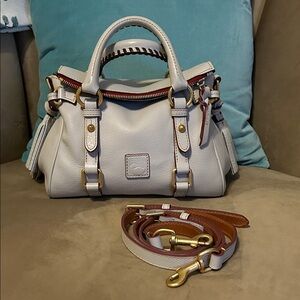 🦆 Dooney & Bourke Micro Florentine Satchel in Ecru